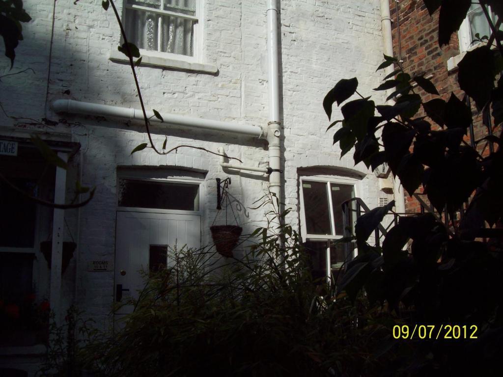 Minster Garth Guest House Beverley Exterior photo