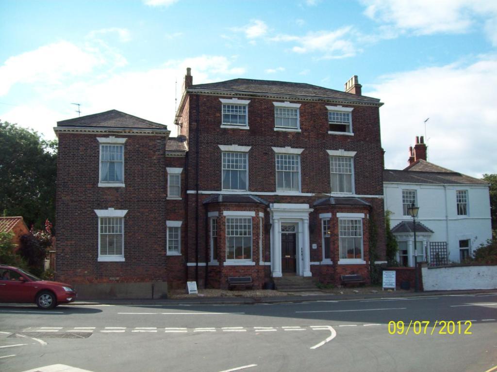 Minster Garth Guest House Beverley Exterior photo